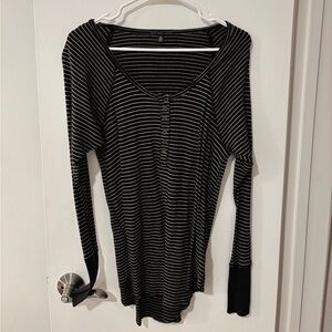 Stripped long sleeve